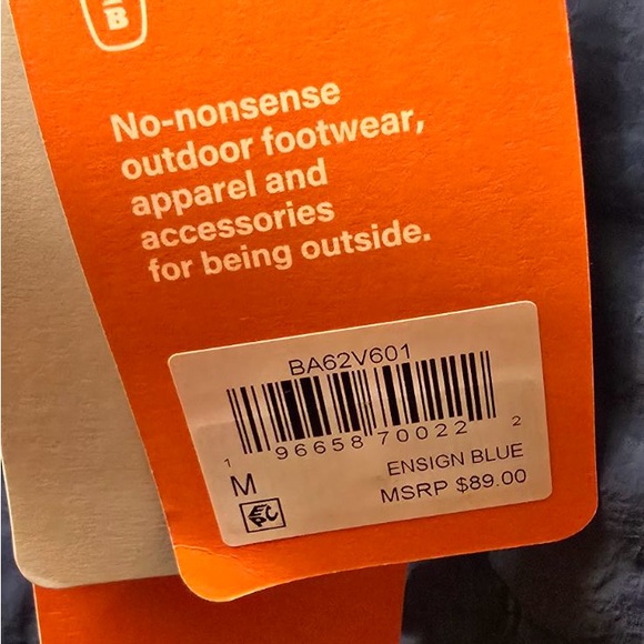 BASS Outdoor NWT Puffer Vest Men’s Medium Ensign Blue Warm Quilted Winter - Picture 2 of 4